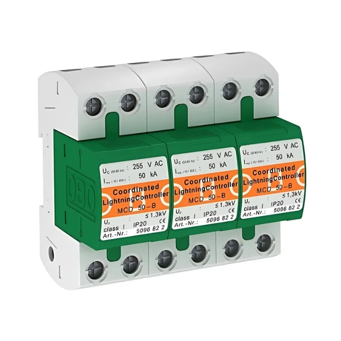Thiết bị cắt sét đa cực Type 1 OBO MCD 50-B lắp đặt cho tủ điện tổng.