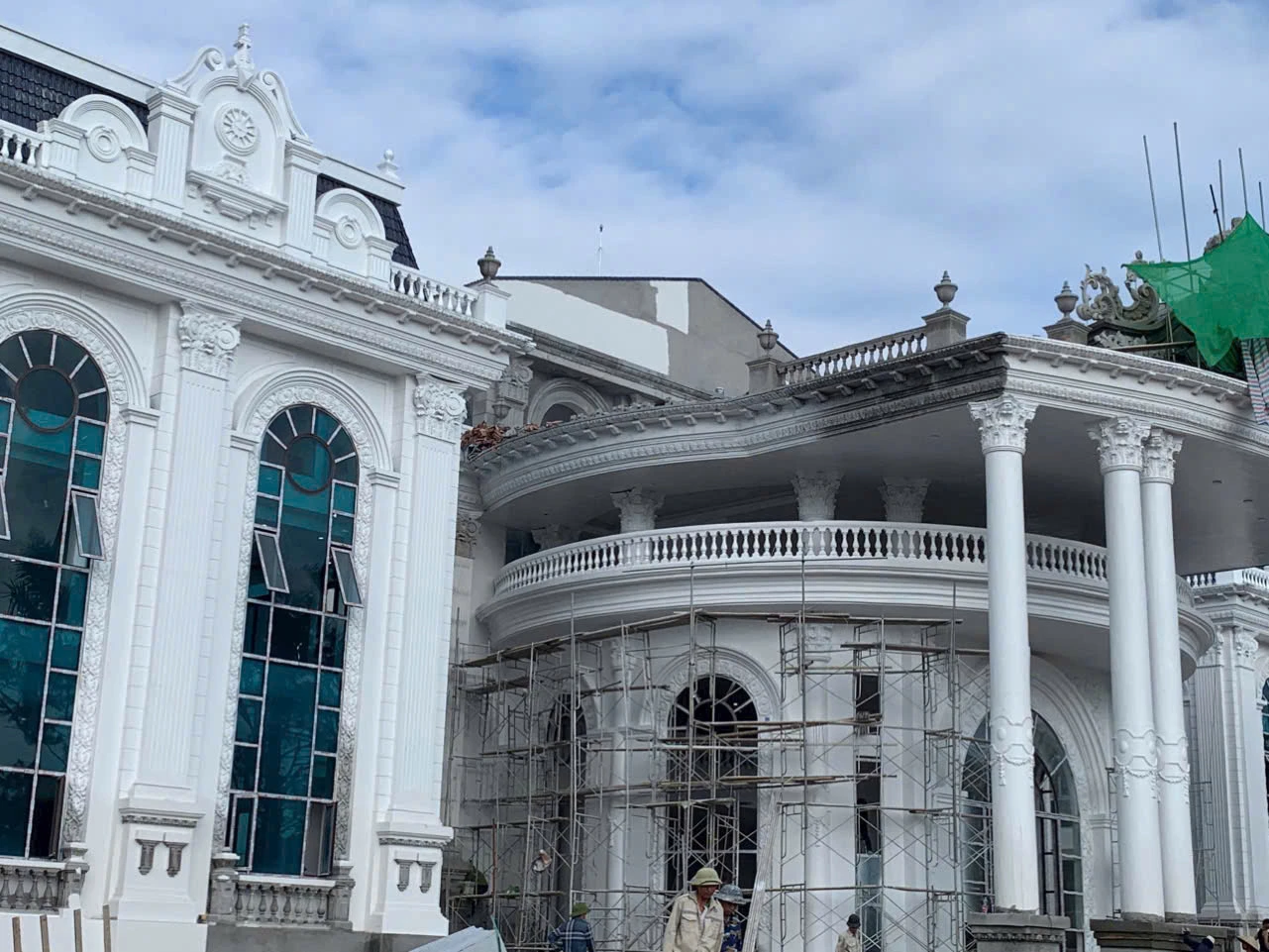 Lắp đặt kim thu sét biệt thự tại Hưng Yên