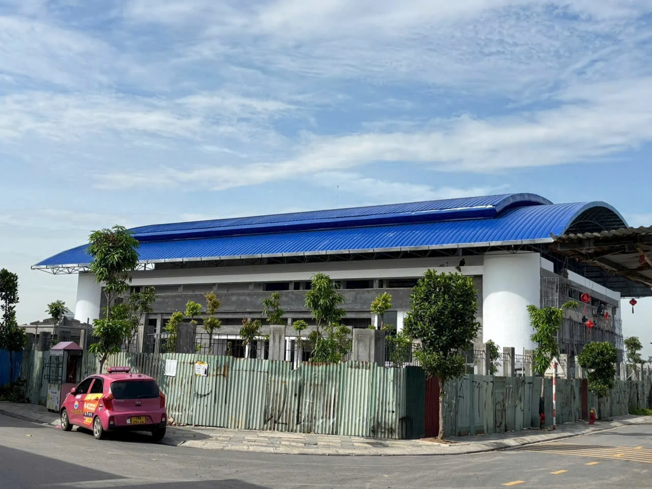 Thi công kim thu sét trên mái nhà xưởng công nghiệp tại Quảng Ninh